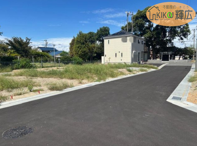 【前面道路含む現地写真】 | 加古川市尾上町口里（全２）土地　１号地