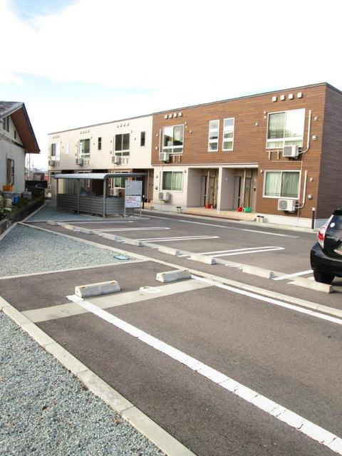 ヴィラ・シャンテＡの駐車場|駐車場