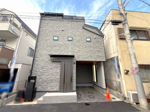 【外観】 | ファミリー向けの車庫付3LDKプラン♪
ご自宅から現地まで、当社スタッフがお車にて、「お迎え・お送り」をしております。ぜひお気軽にお問い合わせくださいませ♪
2025年12月19日撮影