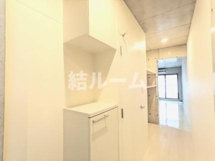 板橋区板橋１丁目の賃貸マンションの玄関