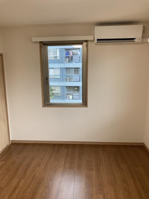 ドミノ浦和元町の洋室