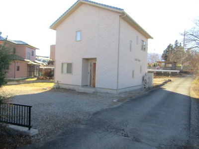 【前面道路含む現地写真】 | 【オール電化】北杜市長坂町富岡 | 前面道路含む現地写真です