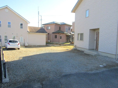 【駐車場】 | 【オール電化】北杜市長坂町富岡 | 駐車スペースもあります