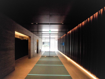 【ロビー】 | カーザビアンカ | 落ち着いたロビーです