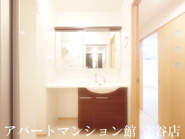 コーポファミーユの独立洗面台