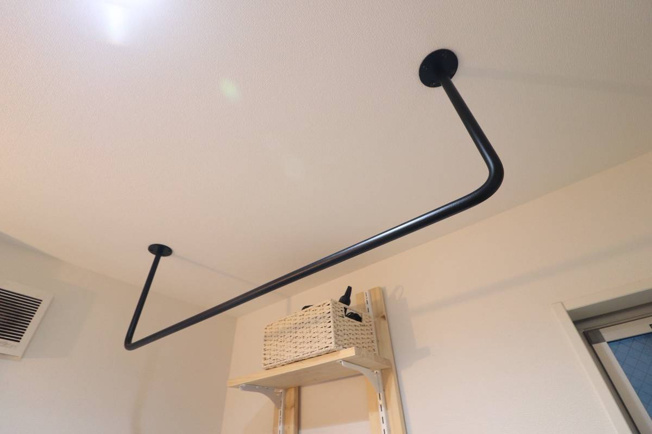 【内装】 | 平野区平野本町4丁目 | 洗面室上部に物干しバー付きです♪