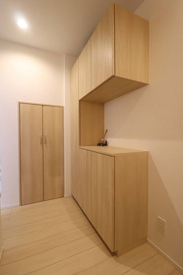 【収納】 | 平野区平野本町4丁目 | 玄関ホールにシューズボックス・階段下収納あります♪