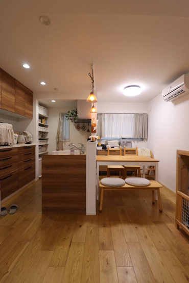 【居間・リビング】 | 平野区平野本町4丁目 | 【LDK：13.5帖】