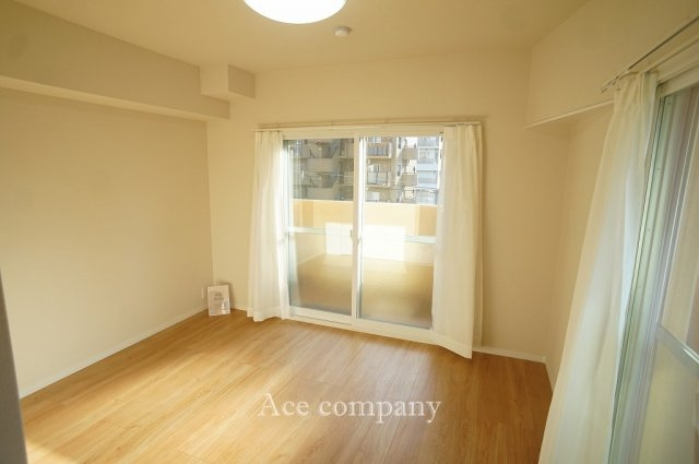 【寝室】の画像