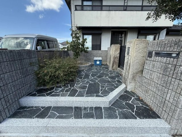 近江八幡市鷹飼町北４丁目　中古戸建