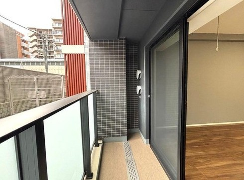 【バルコニー】