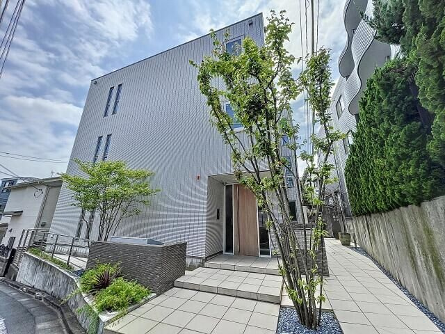 Ｌａｃｉｎｅ大塚