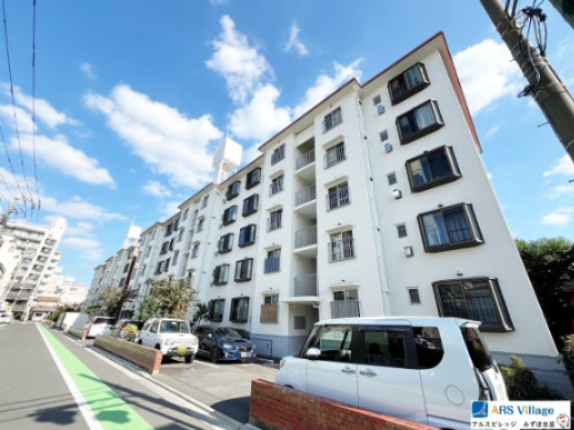 東武サンライトマンションけやき2号棟の外観