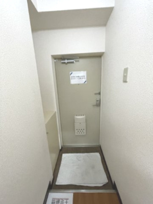 【玄関】 | 瑞光グランドハイツ北 | シューズBOXもある玄関です