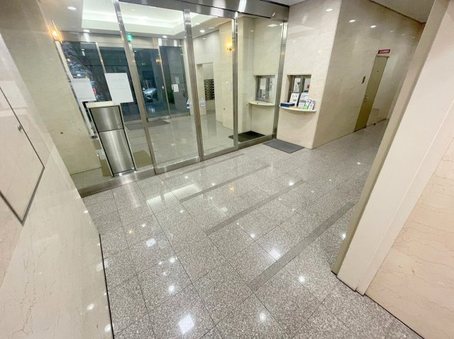 ノルデンタワー新大阪プレミアムのロビー