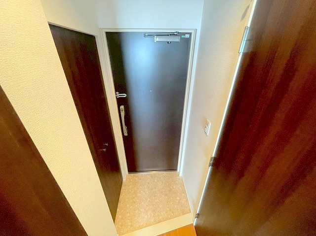 ノルデンタワー新大阪プレミアムの玄関