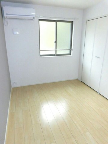 Ａｎｇｅの内装|明るい色調の室内です