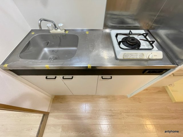INOVE上山手　仲介手数料無料のキッチン