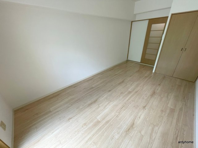 INOVE上山手　仲介手数料無料の寝室