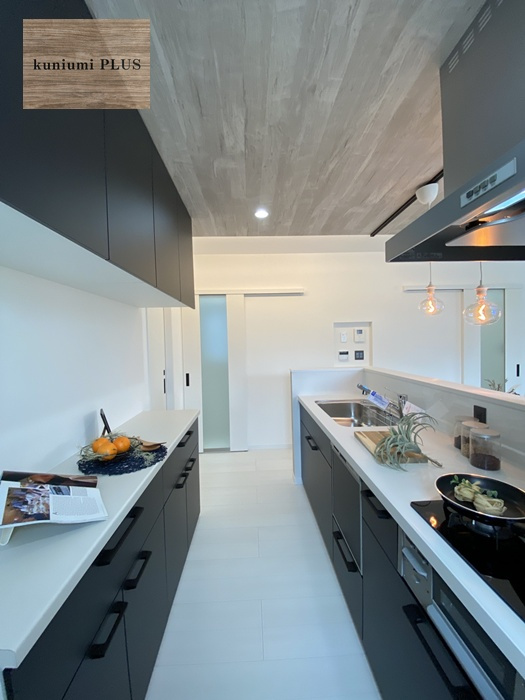 東大阪市西堤本通東3丁目　モデルハウスのキッチン