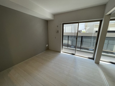 【居間・リビング】 | ブライトガーデン | 居間です