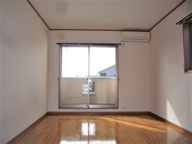 シャンブル祇園の居間・リビング