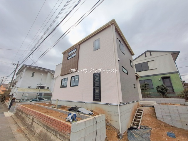 仲介手数料無料　ブルーミングガーデン所沢市下富・新築全1棟の前面道路含む現地写真