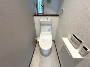 【トイレ】 | 2026年１月8日撮影
ご自宅から現地まで、当社スタッフがお車にて、「お迎え・お送り」をしております。ぜひお気軽にお問い合わせくださいませ♪