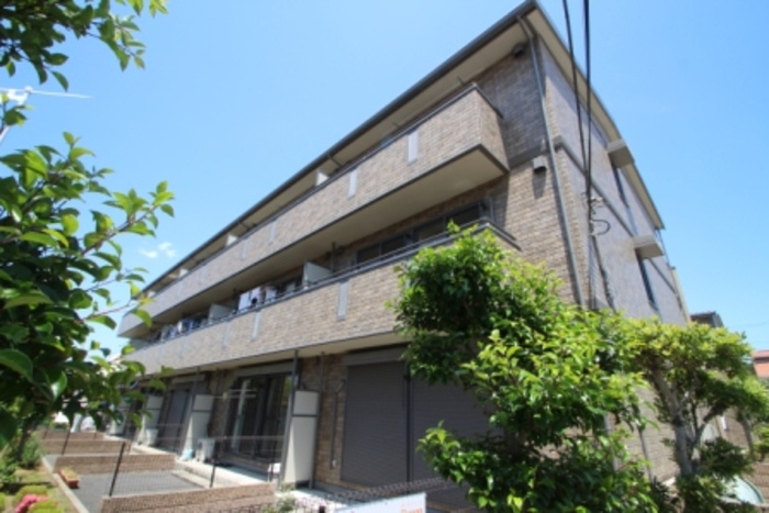 コリーヌ・ アン