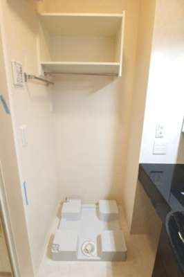 【設備】 | クレストフォーチュン A | 室内洗濯機置場