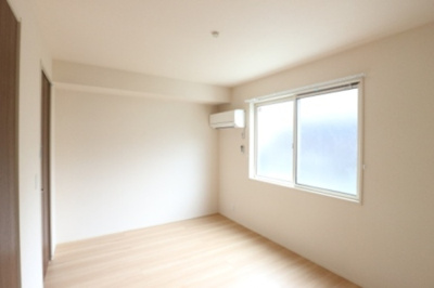 【洋室】 | クレストフォーチュン A | 洋室