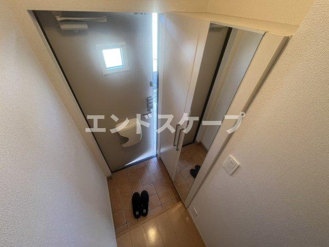 ヴィクトワールのエントランス|高崎、前橋のお部屋探しはエンドスケープまで！お客様の理想お聞かせ下さい♪