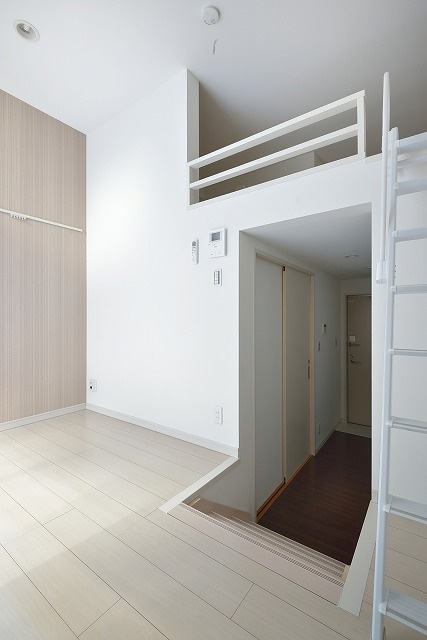 エスポワール堀田の居間・リビング