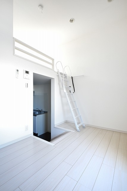 エスポワール堀田の居間・リビング