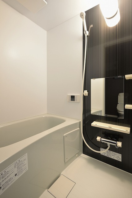 エスポワール堀田の浴室