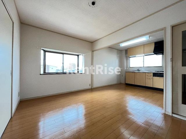 ヨーロピアンシティＭＯの居間・リビング|リビング