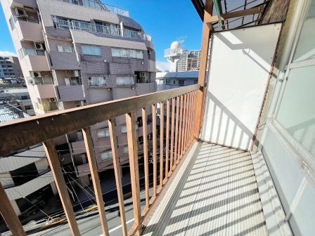 北島マンション（滝野川）のバルコニー