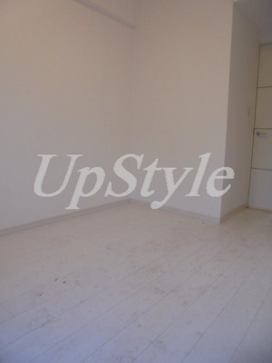 【寝室】 | ガーラ・シティ王子