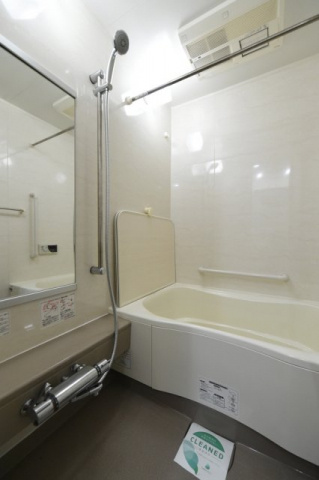 レクシオ向島の浴室