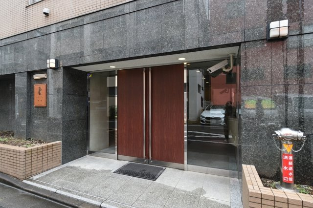 レクシオ向島のエントランス