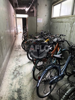 【その他共用部分】 | トウセン本町橋ビル | トウセン本町橋ビル　駐輪場