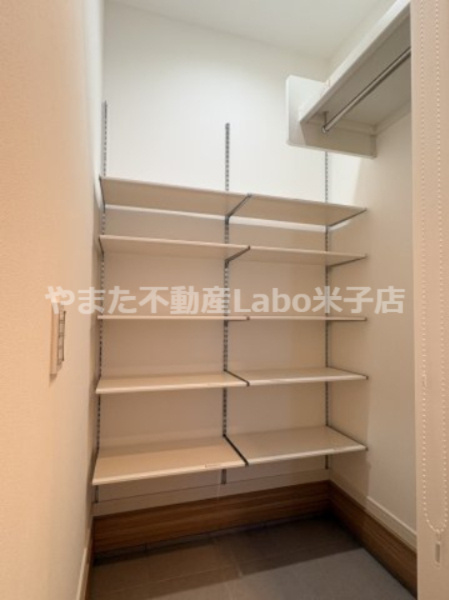 米子市河岡中古戸建の収納