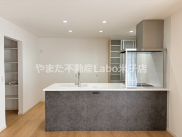 米子市河岡中古戸建のキッチン