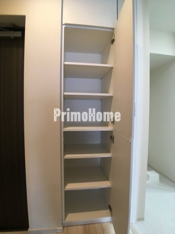 レジディア大手町北の収納