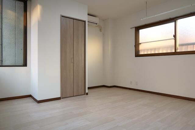 オーク西武柳沢の寝室