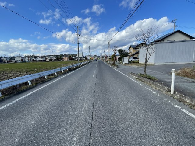 【前面道路含む現地写真】 | 寒河江市西根長面　倉庫・作業場