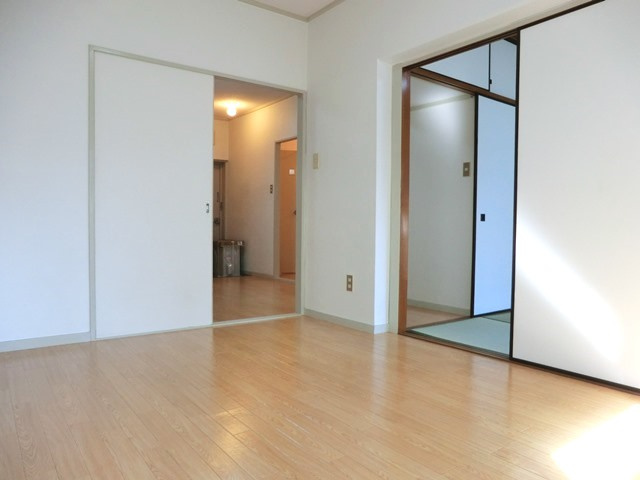 メゾン高砂の寝室|☆別号室参考写真です☆