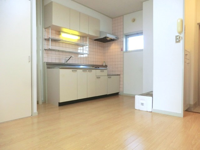 メゾン高砂の居間・リビング|☆別号室参考写真です☆