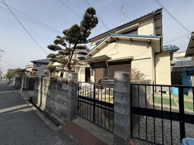 鉢塚１丁目貸家