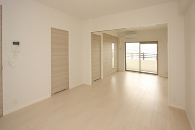 【寝室】 | エンクレスト日赤通り | 寝室です。